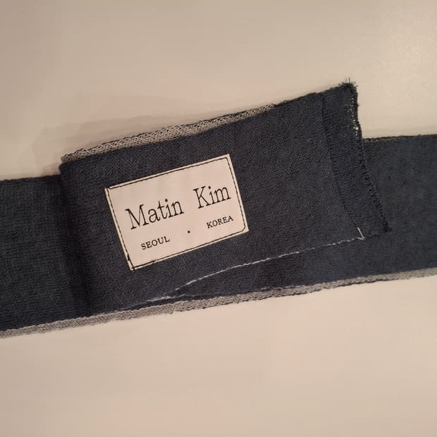 (마지막특가) 마뗑킴 머플러 네이비/카키베이지 새상품