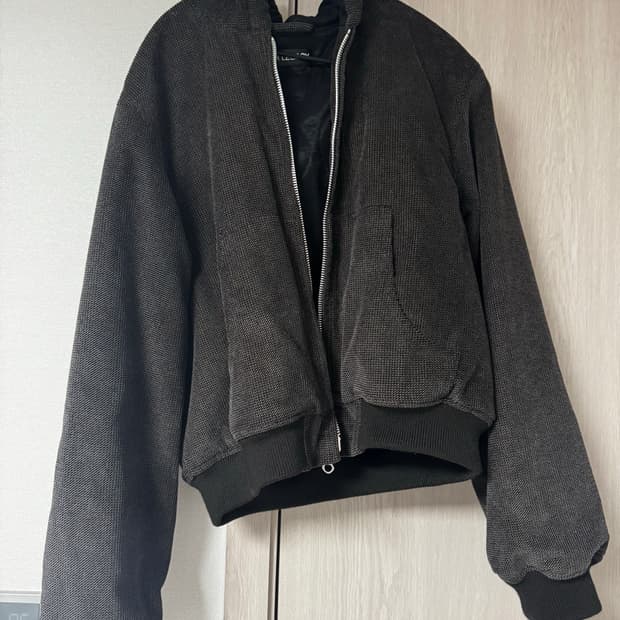 아워레가시 25FW 뱅크자켓 M4251BD (46사이즈) 판매합니다