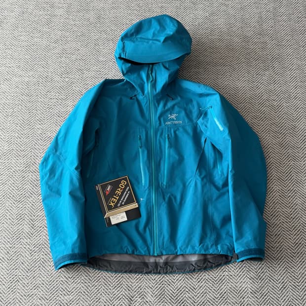 아크테릭스 알파SV 탈라사 버질아블로