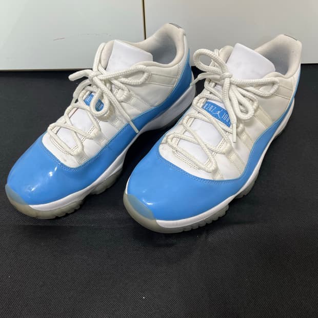 에어조던 11 레트로 로우 UNC 화이트 블루