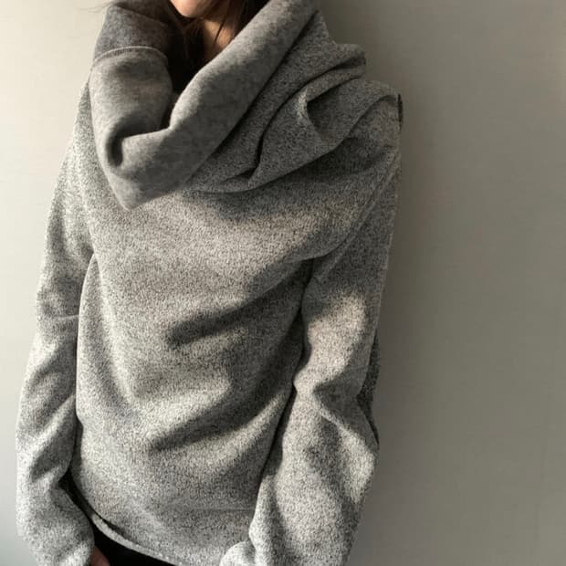 loooong neck knit top