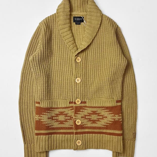 오베이 프로파간다 패턴드 숄카라 니트 가디건 PN5127