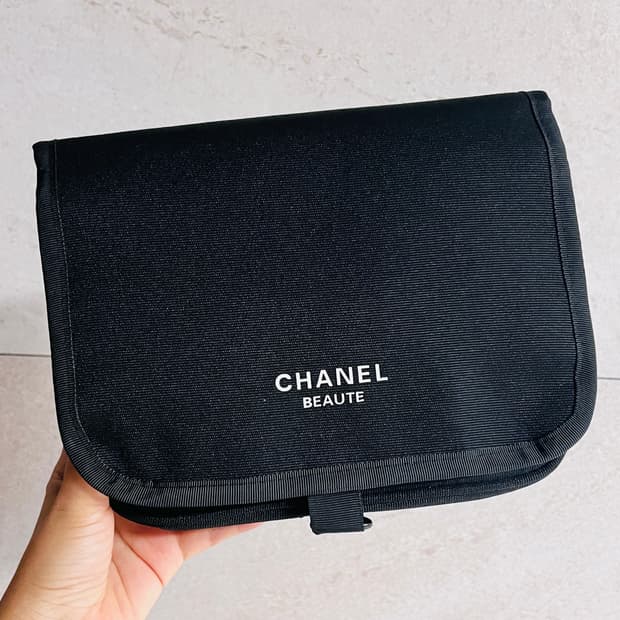 샤넬 뷰티 블랙 여행용 파우치