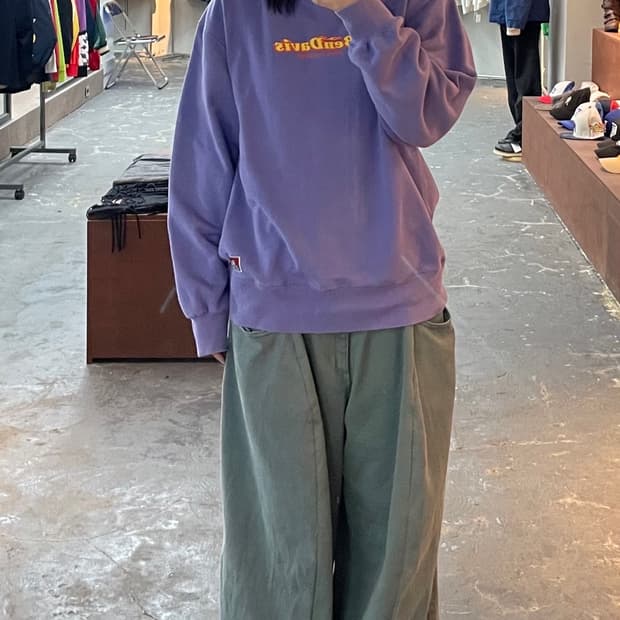 벤데이비스 로고 퍼플 맨투맨 H1154