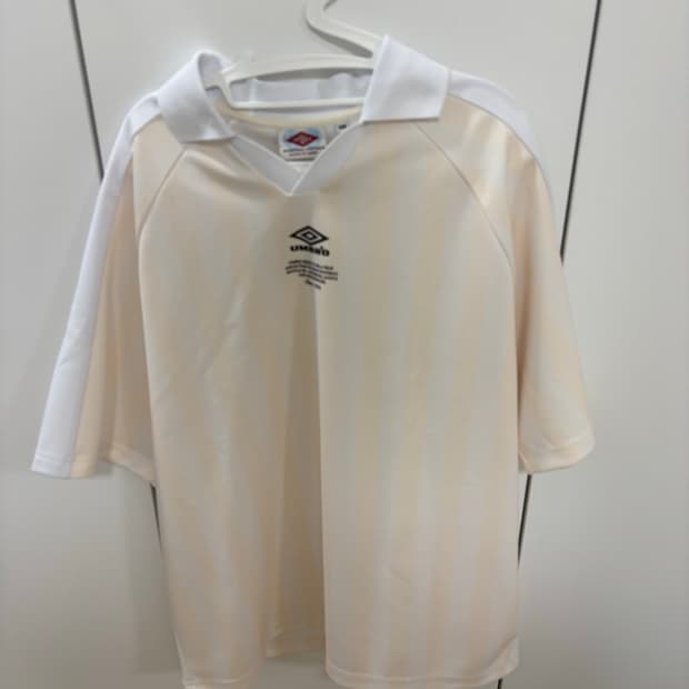 엄브로 반팔 셔츠