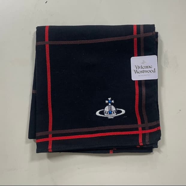 비비안웨스트우드 손수건 