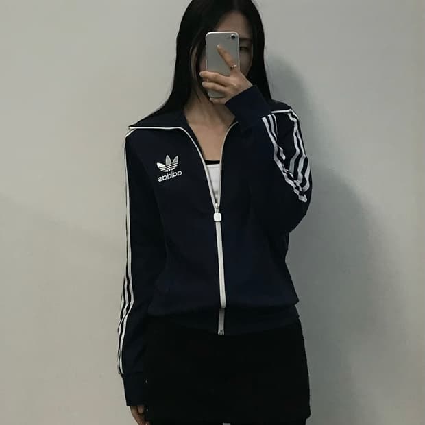 아디다스 유로파 네이비 트랙탑 져지