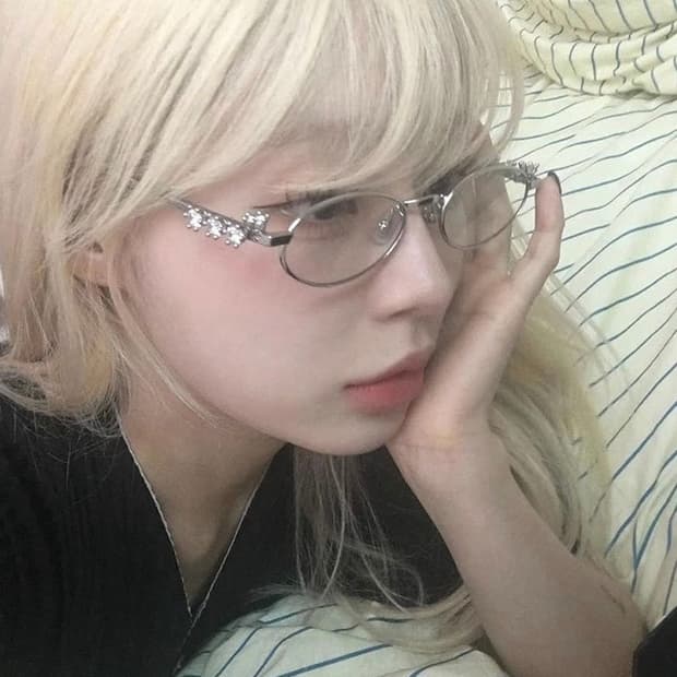 긱시크 발레코어 다이아 아이웨어 안경