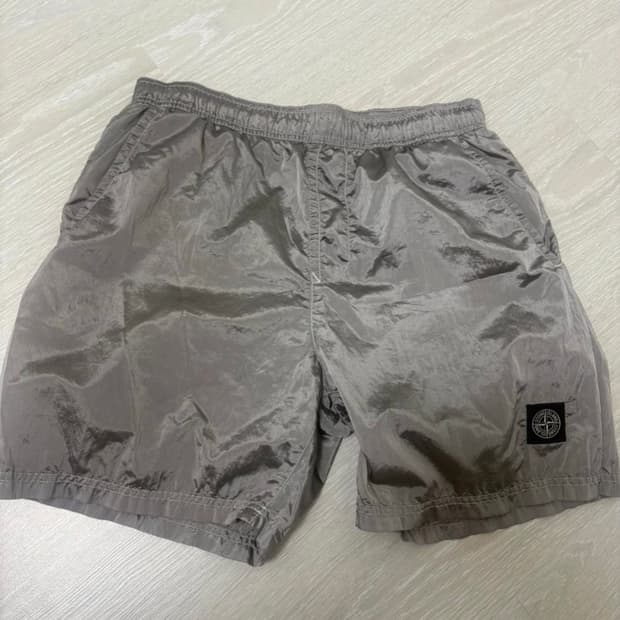 스톤아일랜드 나일론 메탈 스윔팬츠 M