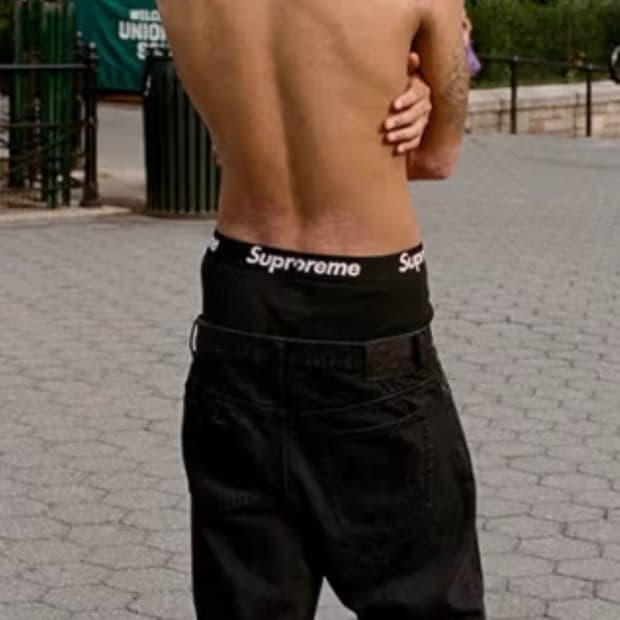 21fw 슈프림 x 트레셔 레귤러 데님 블랙