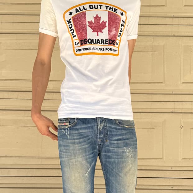 00s Dsquared2 maple t-shirt