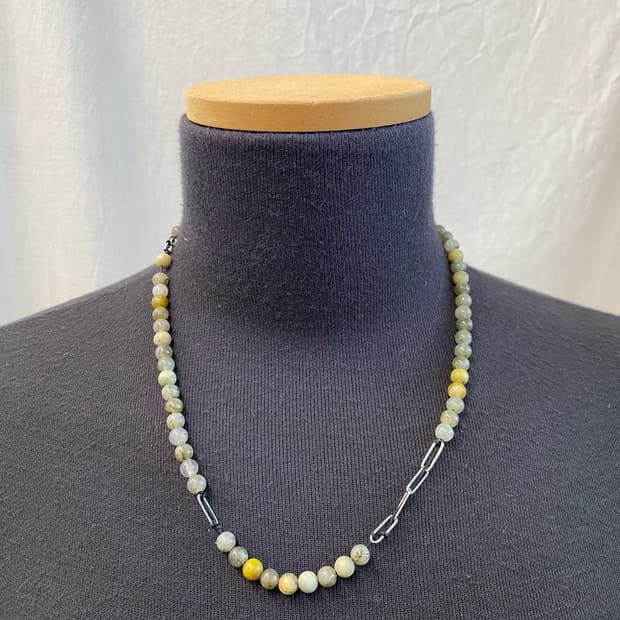 핸드메이드 카키원석 목걸이