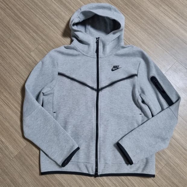 나이키 테크팩 M