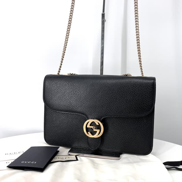 구찌 인터로킹 GG 체인 숄더백 블랙 (510303)