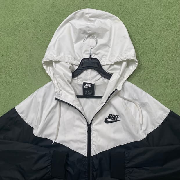 나이키 화이트 오레오 윈드러너 자켓