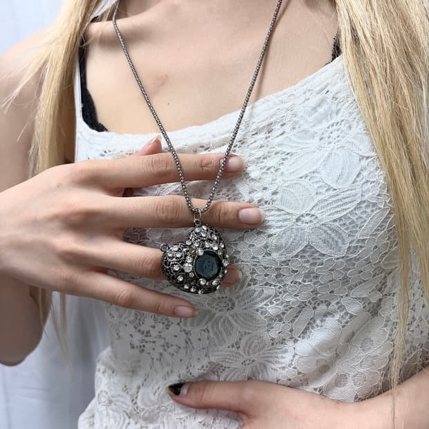 Vintage Heart Pendant Necklace
