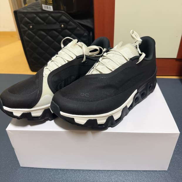 온러닝 파프 ON PAF 클라우드몬스터 하이퍼 블랙 275/ US 9.5