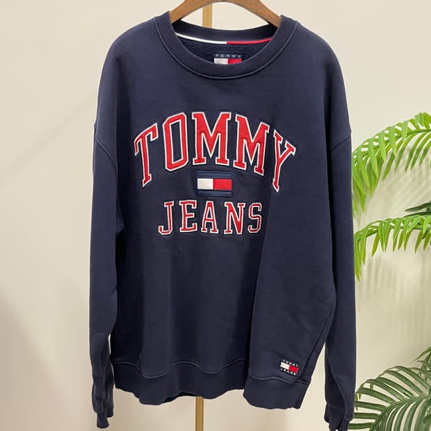 타미진스 빅로고 맨투맨