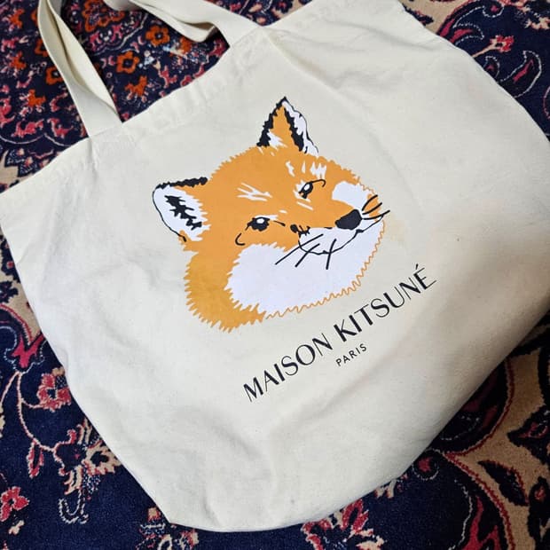 메종키츠네 폭스헤드 토트백 에크루