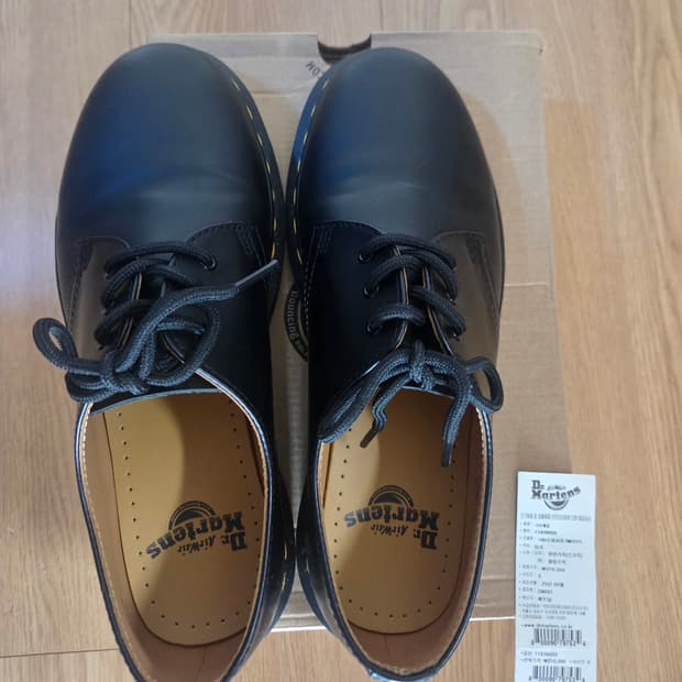 [UK6 250] 닥터마틴 1461 스무스 블랙 3홀