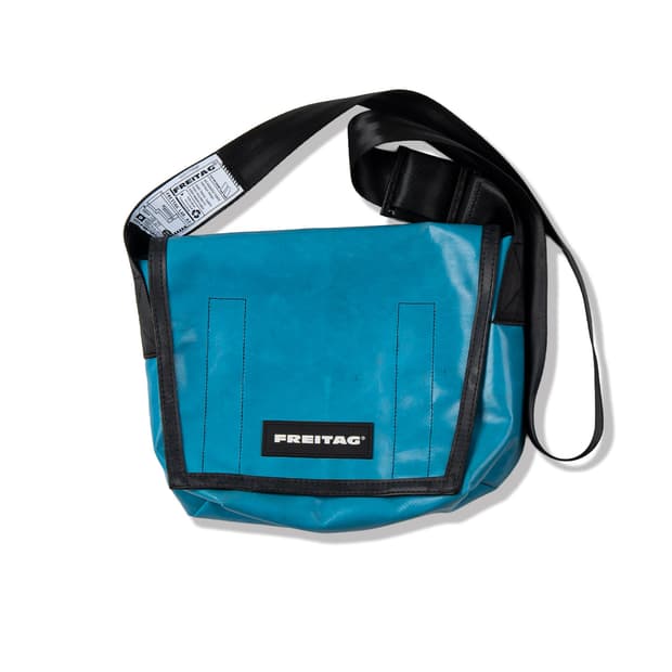 프라이탁 라시(Lassie) 메신저백