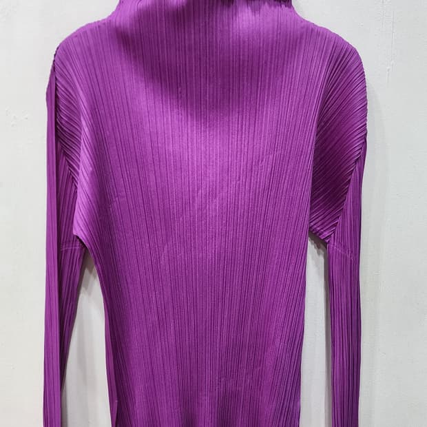 플리츠플리즈 하이넥 긴팔  퍼플 3사이즈
