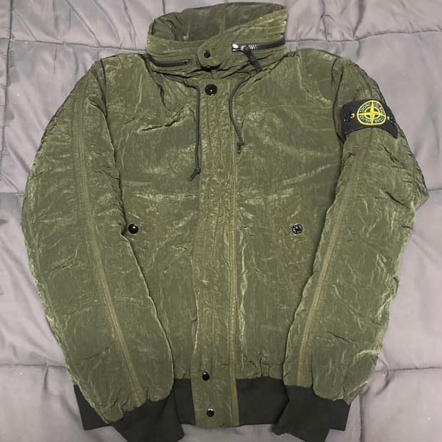 스톤아일랜드 나일론 씬 다운자켓