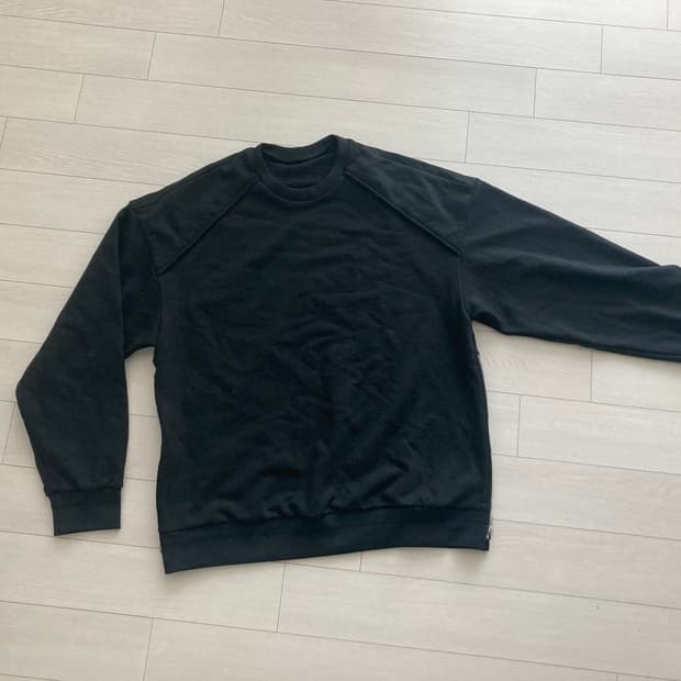 juun.j 준지 블랙 사이드 지퍼 맨투맨 