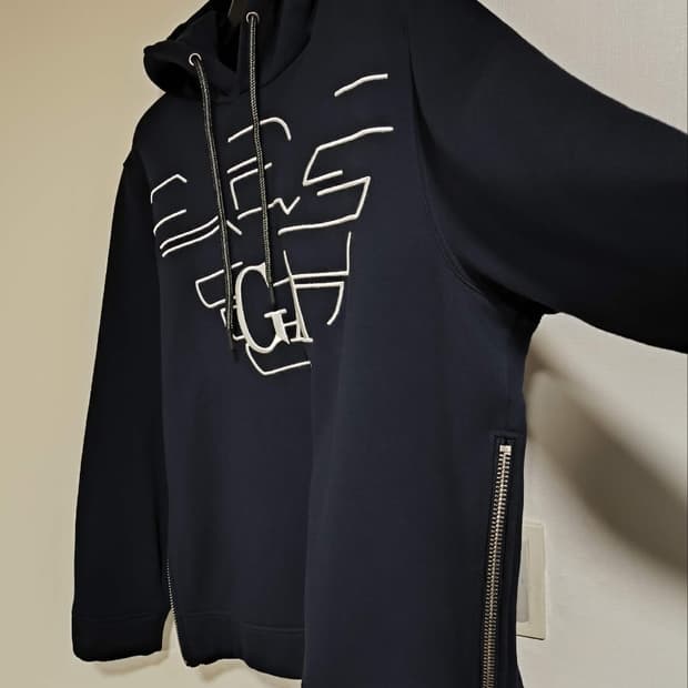 알마니 사이드 메탈지퍼 후드티셔츠