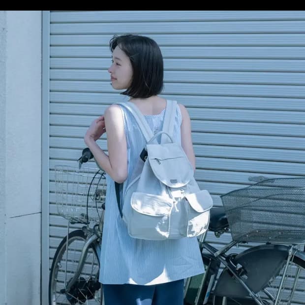 (새제품) 오헤시오 투포켓 백팩 라이트 그레이