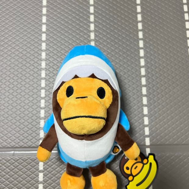 베이프 인형가방