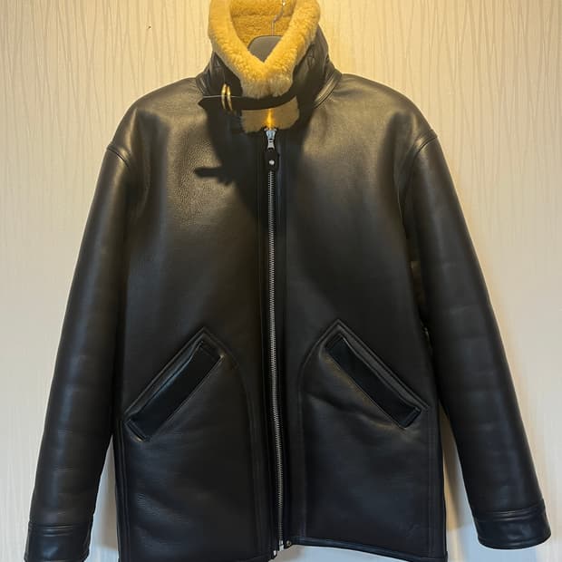 비스포크 무스탕