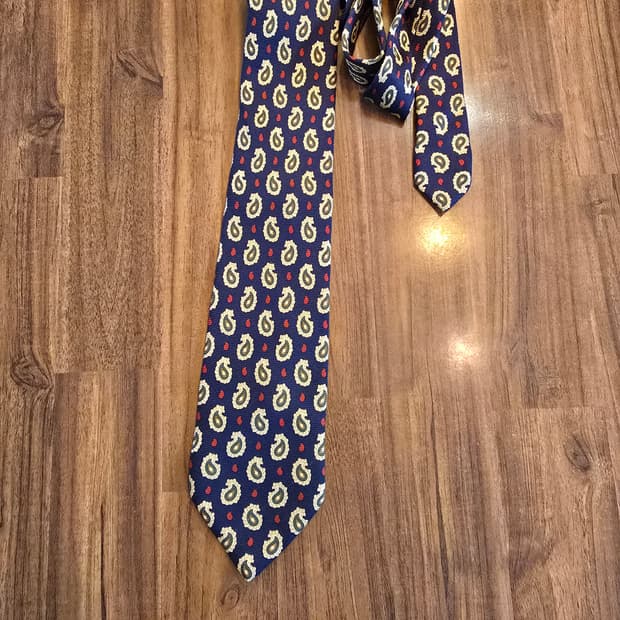 듀퐁 , 미쏘니 실크 넥타이