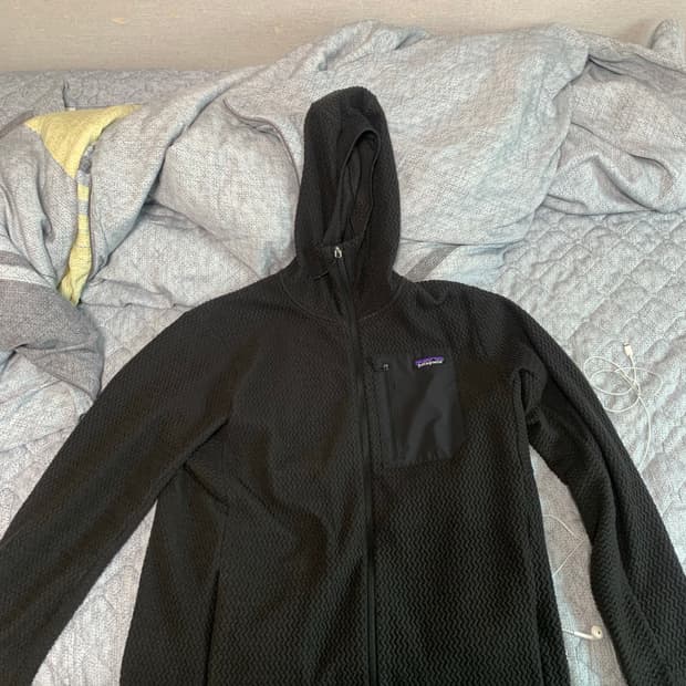 파타고니아 에어 풀집업 후디