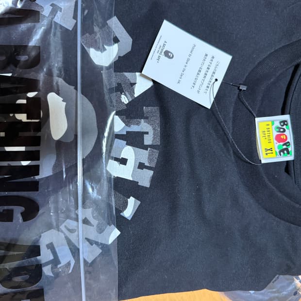 (XL)베이프 시티 카모 컬리지 롱슬리브 티셔츠 블랙 jk