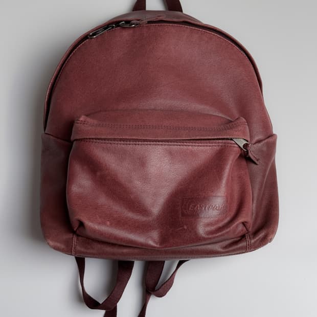 빈티지 레더 이스트팩 백팩