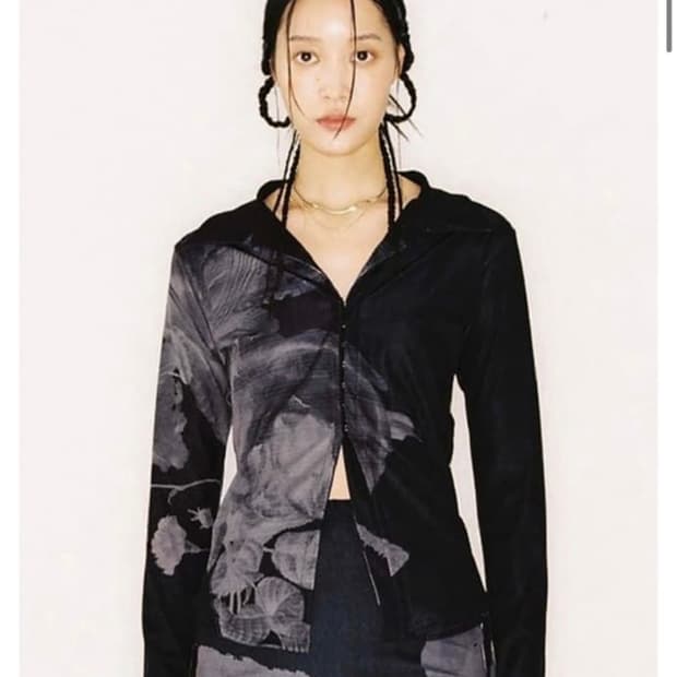 나체 하프톤 져지 셔츠