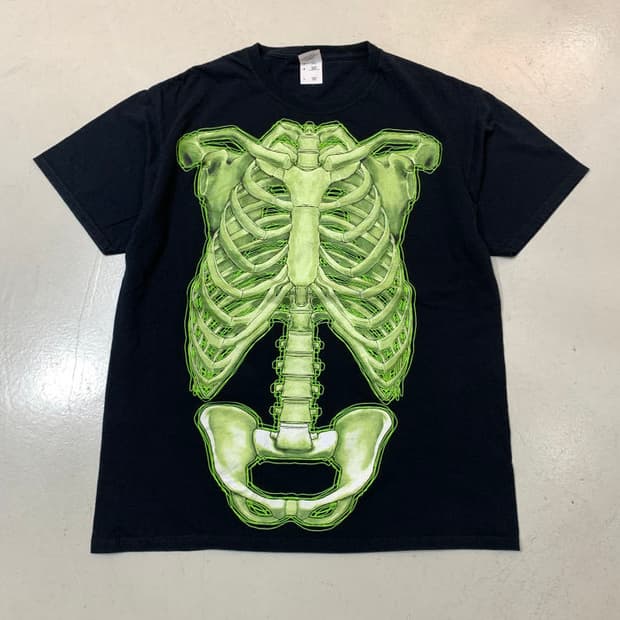 Vintage 00's Skeleton Tee (L)