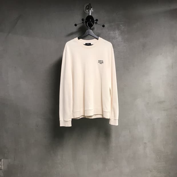 APC 아페쎄 맨투맨 베이지 XL
