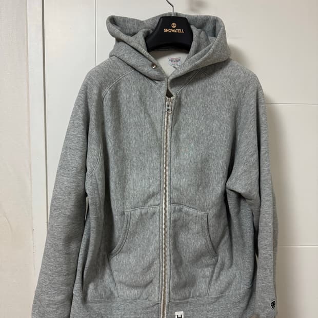 헤리티지플로스 첫시즌 후드집업