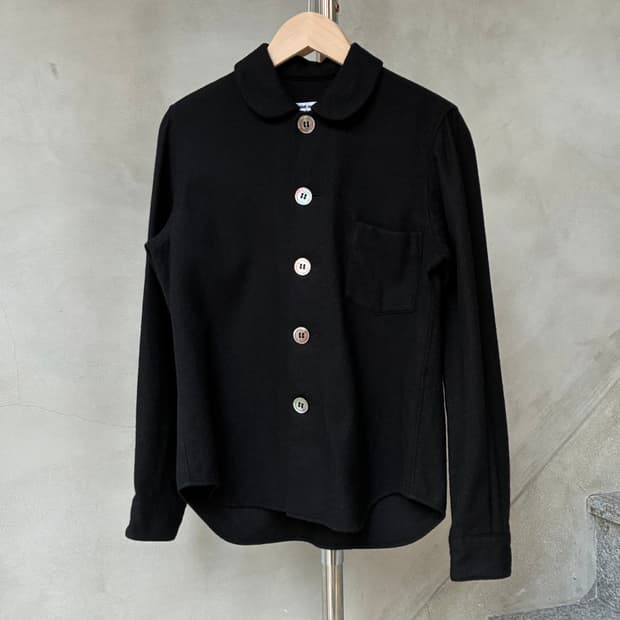 꼼데가르송 빅 버튼 셔츠