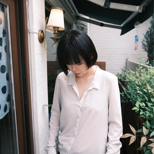 Helmut lang 사선버튼 블라우스 s