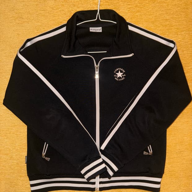 컨버스 블랙화이트 져지 S