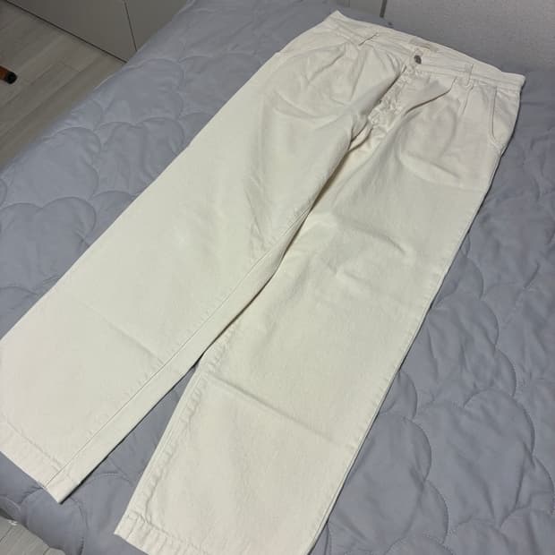 [M] mfpen 엠에프펜 빅진 에크루 컬러