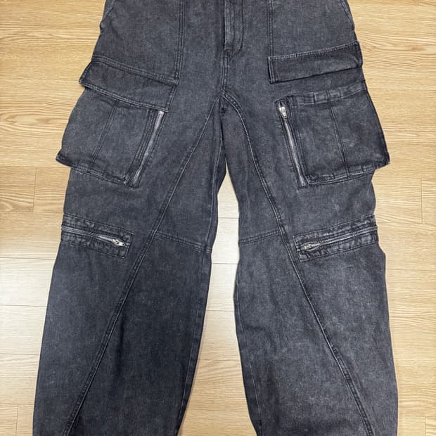 23FW 준지 데님 지퍼 디테일 와이드 팬츠 블랙 50