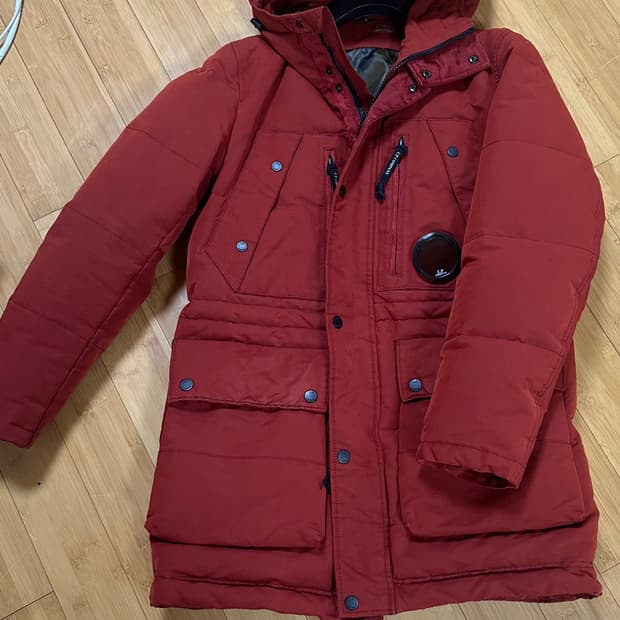 CP company  고글 패딩 정품 레드