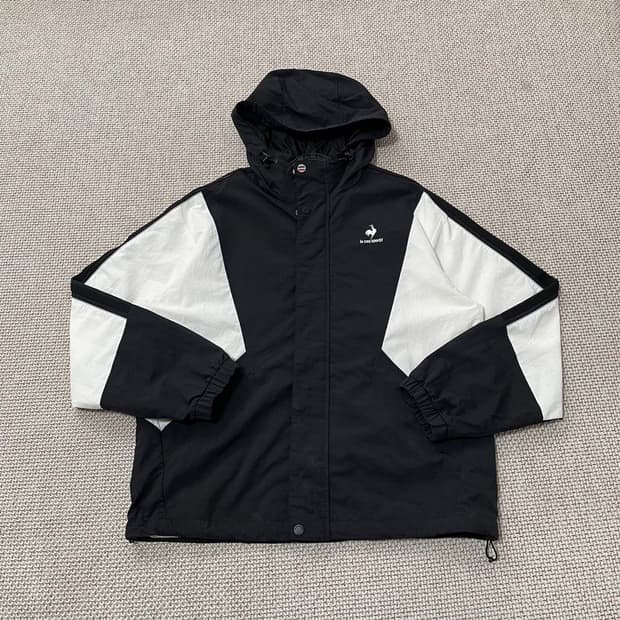 르꼬끄 여성 바람막이  6430