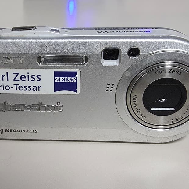 소니 사이버샷 DSC-P100 디지털카메라