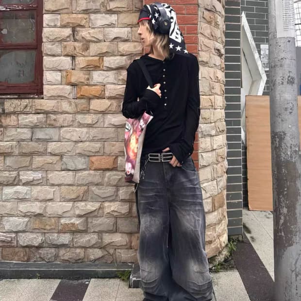 비액세스 PAIKI cross layered hoodie