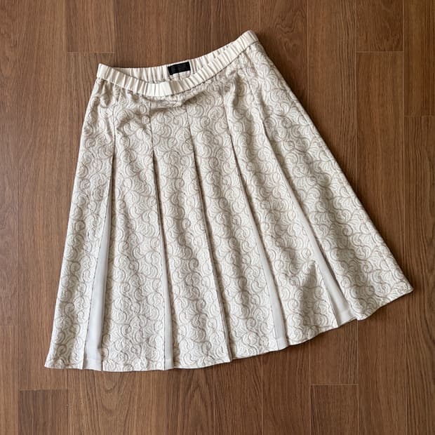 pleats skirt